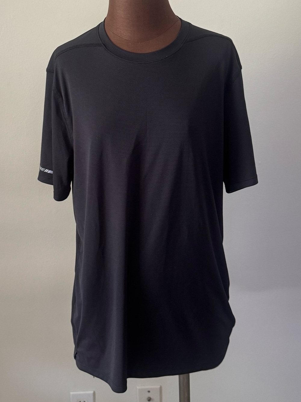 DSG Men's Black Short-Sleeve Performance Tee